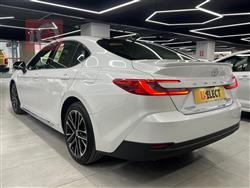 تۆیۆتا کامری